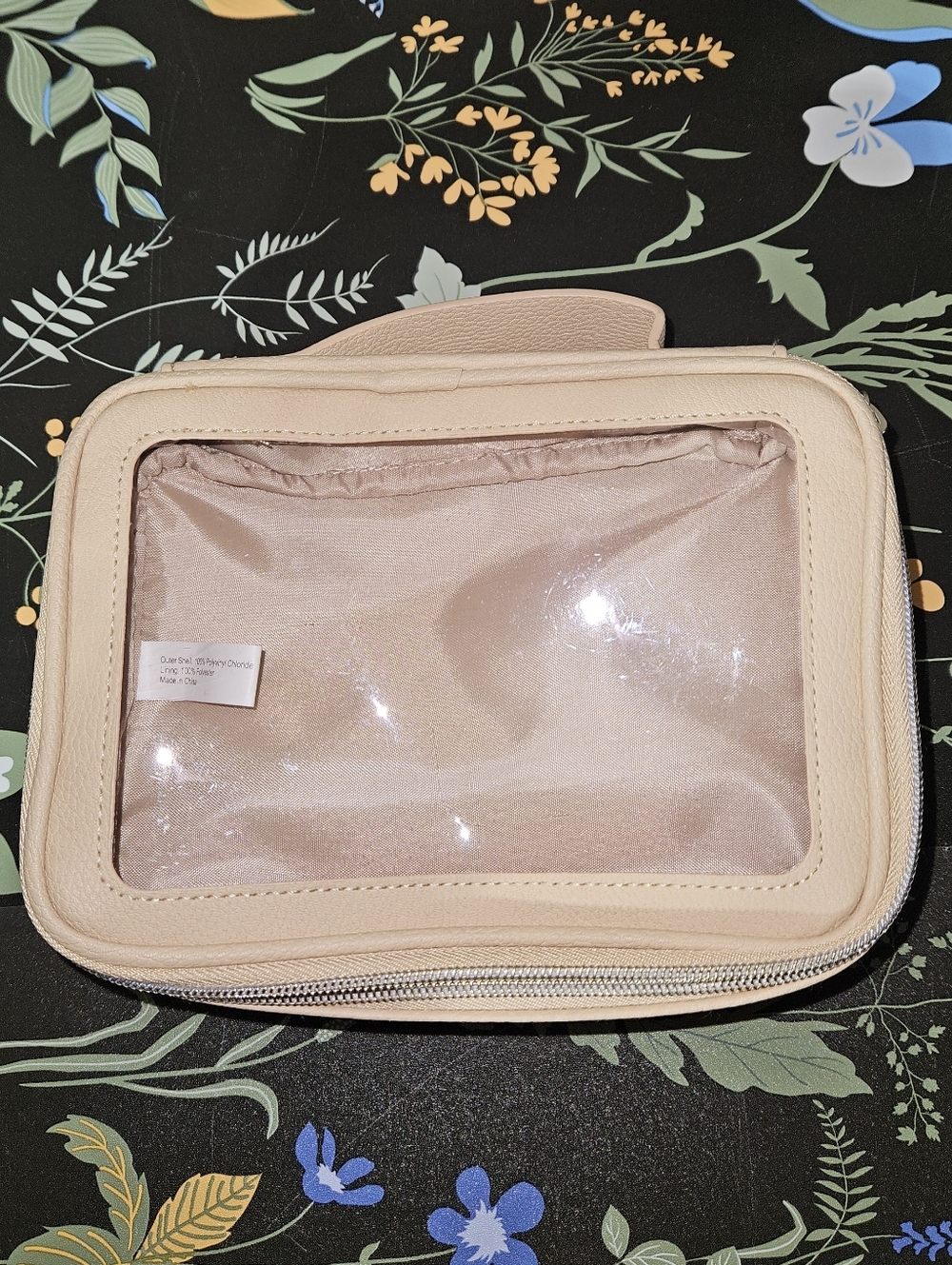Beis Beige On The Go Essentials Case